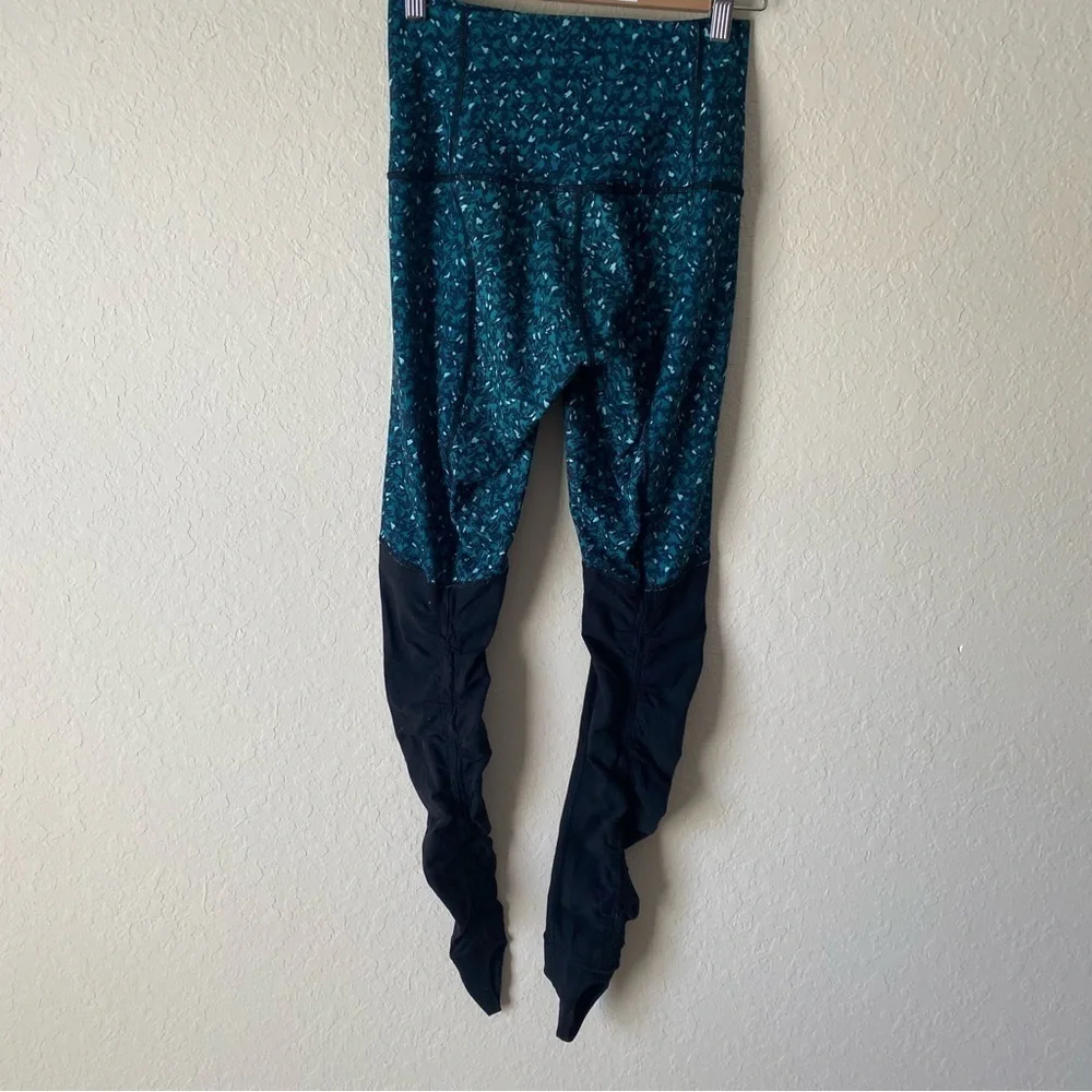 lululemon | Women's Wunder Under Stirrup Leggings Size 6 Black Teal